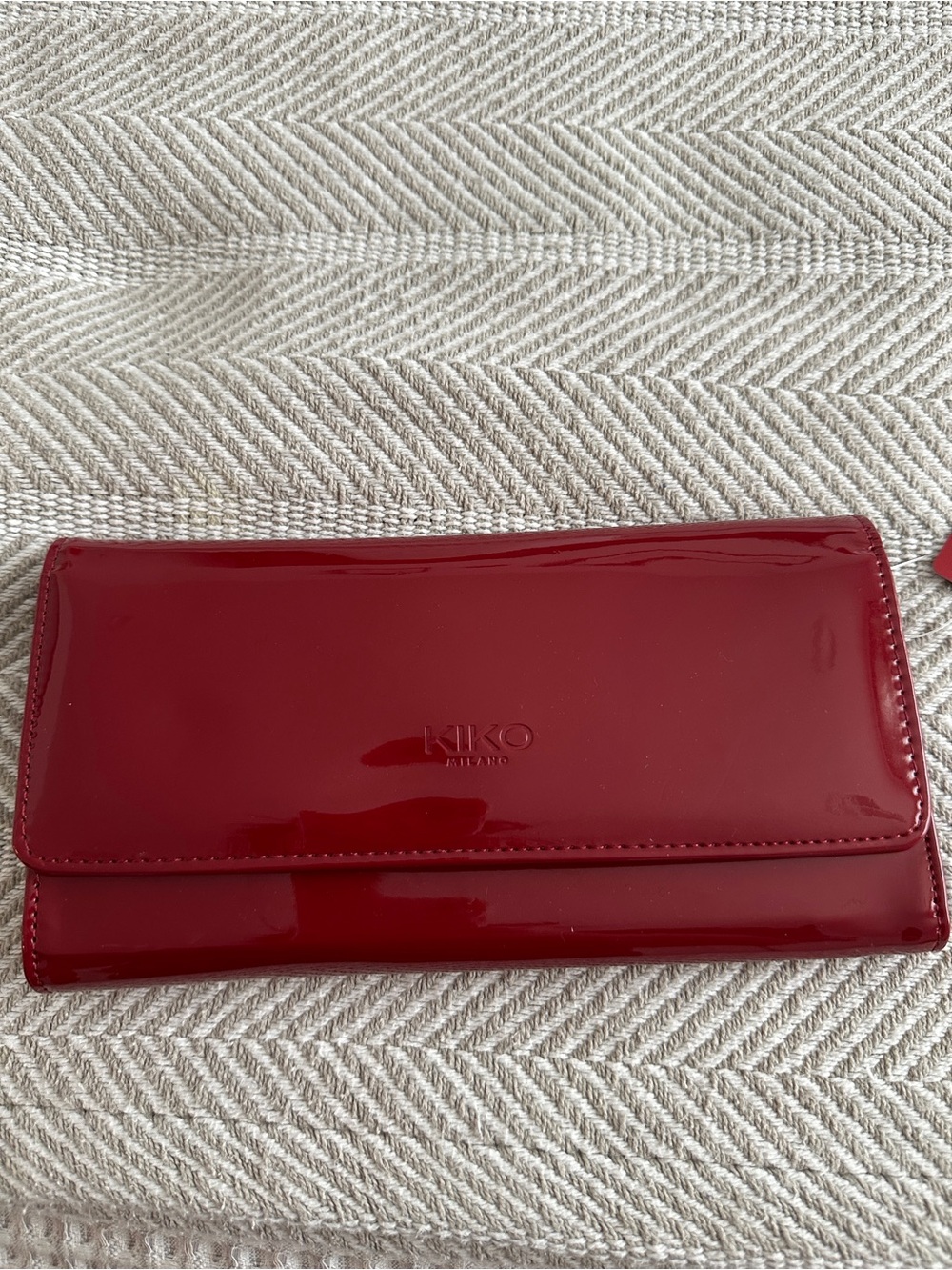 Kiko Red Patent Leather Wristlet Clutch with Detachable Strap